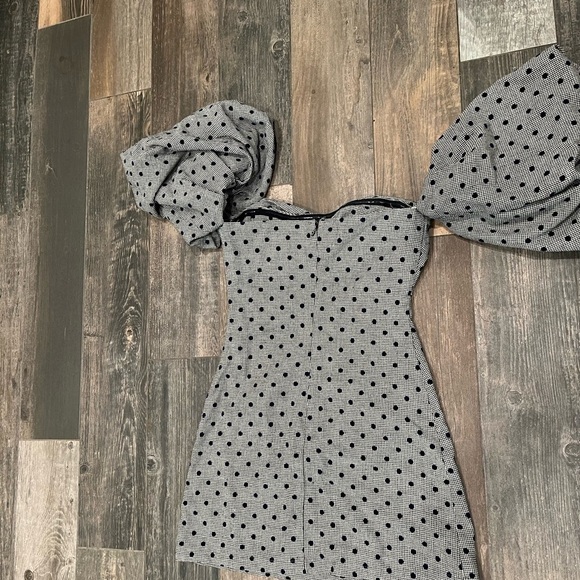 Eggie Delilah Gray Polka Dot Off Shoulder Puff Sleeve Mini Dress Wool Blend S - Picture 9 of 10
